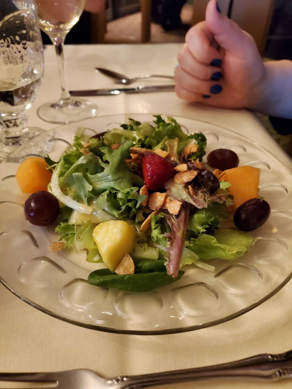 Inn Between | restaurant | 2290 W Genesee Turnpike, Camillus, NY 13031, USA | 3156723166 OR +1 315-672-3166