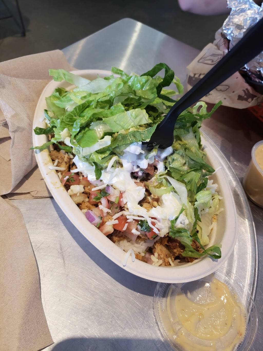 Chipotle Mexican Grill | restaurant | 1365 E Gladstone St Ste 700, Glendora, CA 91740, USA | 9095927063 OR +1 909-592-7063