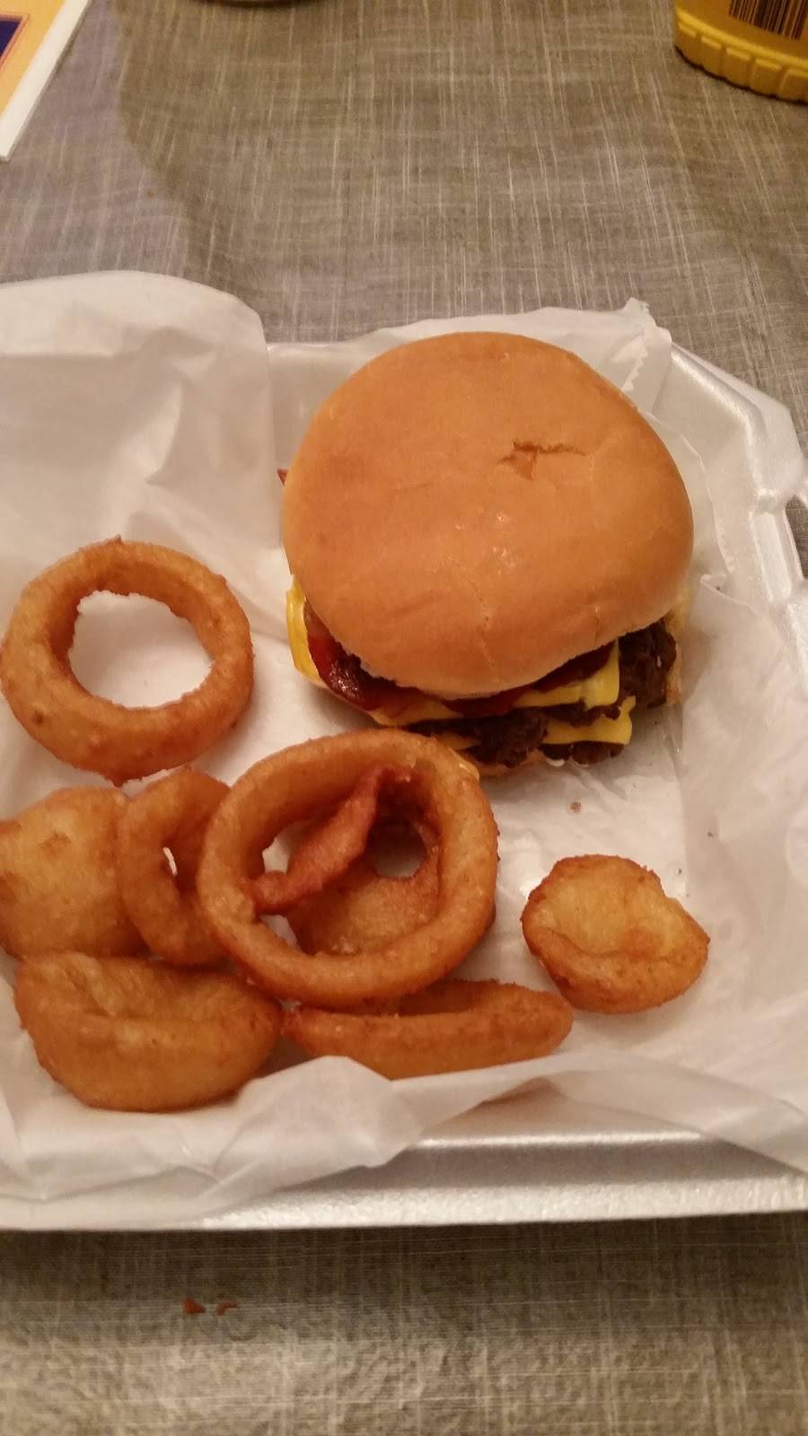 Papas Burgers & Mor | restaurant | 68279 IN-15, New Paris, IN 46553, USA | 5748314540 OR +1 574-831-4540