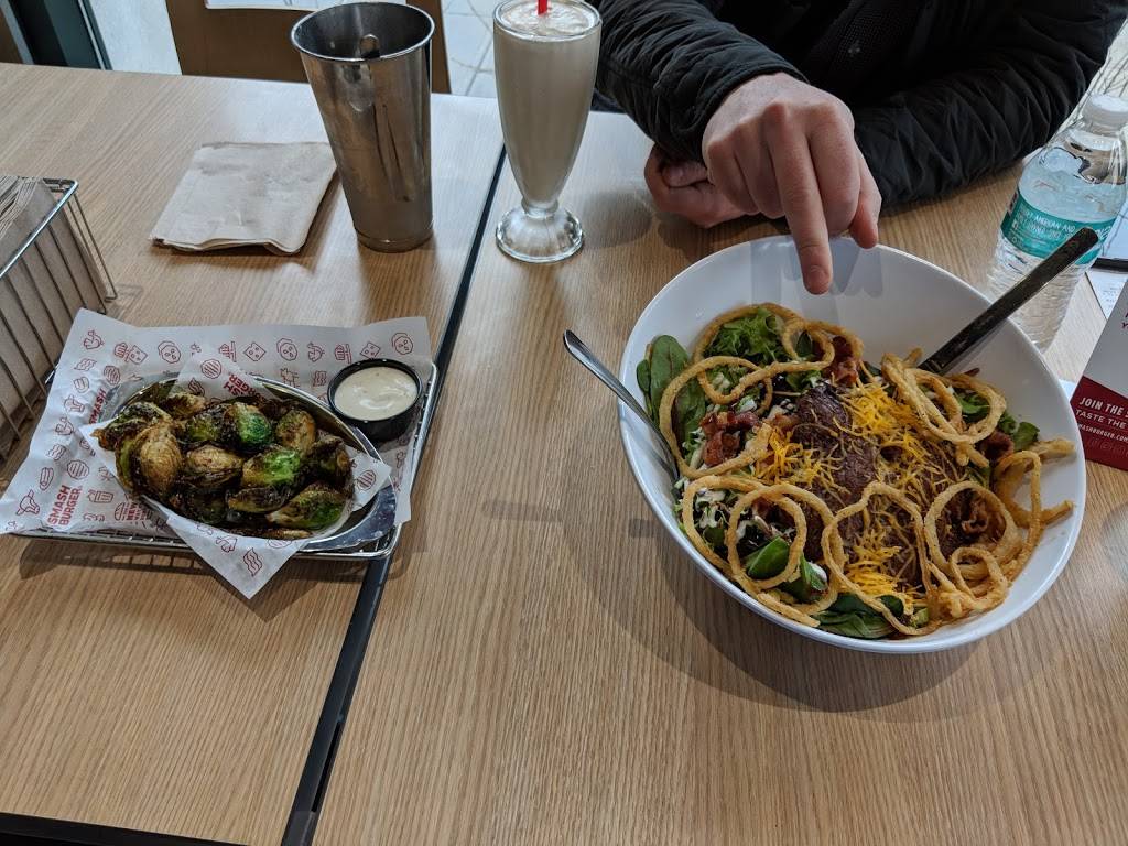 Smashburger | restaurant | 448 Mamaroneck Ave, Mamaroneck, NY 10543, USA | 9147773370 OR +1 914-777-3370