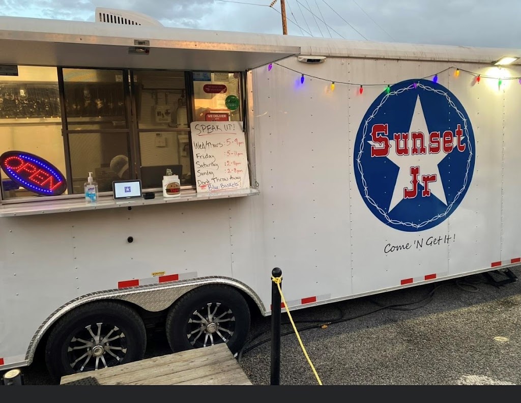 Sunset Jr Food Trailer | restaurant | 3301 Arden Rd, San Angelo, TX 76901, USA | 3252777331 OR +1 325-277-7331