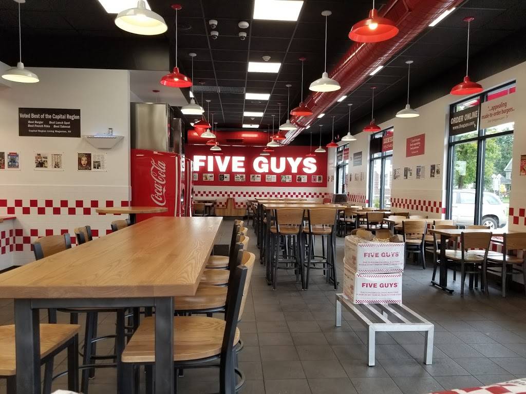 Five Guys | restaurant | 79 Market St, Potsdam, NY 13676, USA | 3152740263 OR +1 315-274-0263