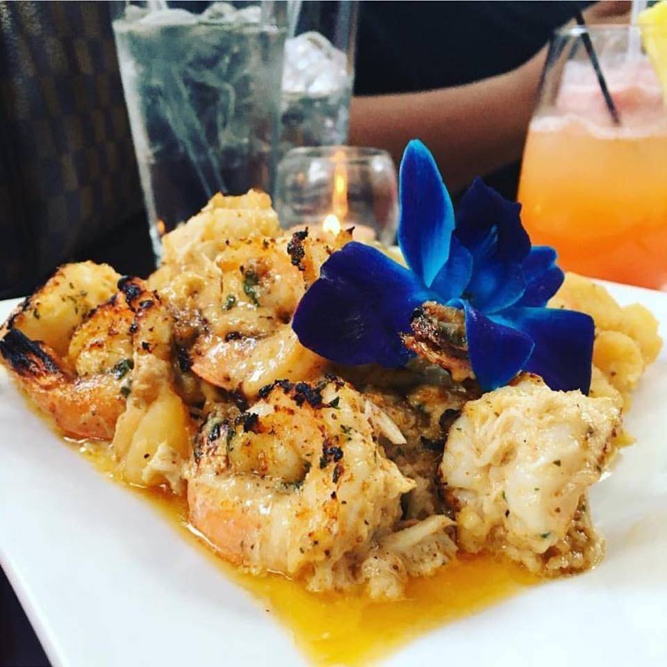 The Atlantic Boat Club | restaurant | 990 Atlantic Ave, Brooklyn, NY 11238, USA | 7186760089 OR +1 718-676-0089