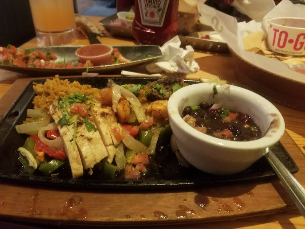 Chilis Grill & Bar | meal takeaway | 15555 E 14th St suite 366, San Leandro, CA 94578, USA | 5103170323 OR +1 510-317-0323