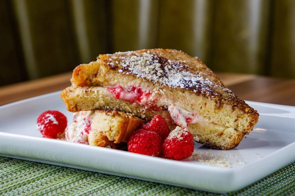 The Walnut Room - Hotel Northland - Green Bay | restaurant | 304 N Adams St, Green Bay, WI 54301, USA | 9207702399 OR +1 920-770-2399