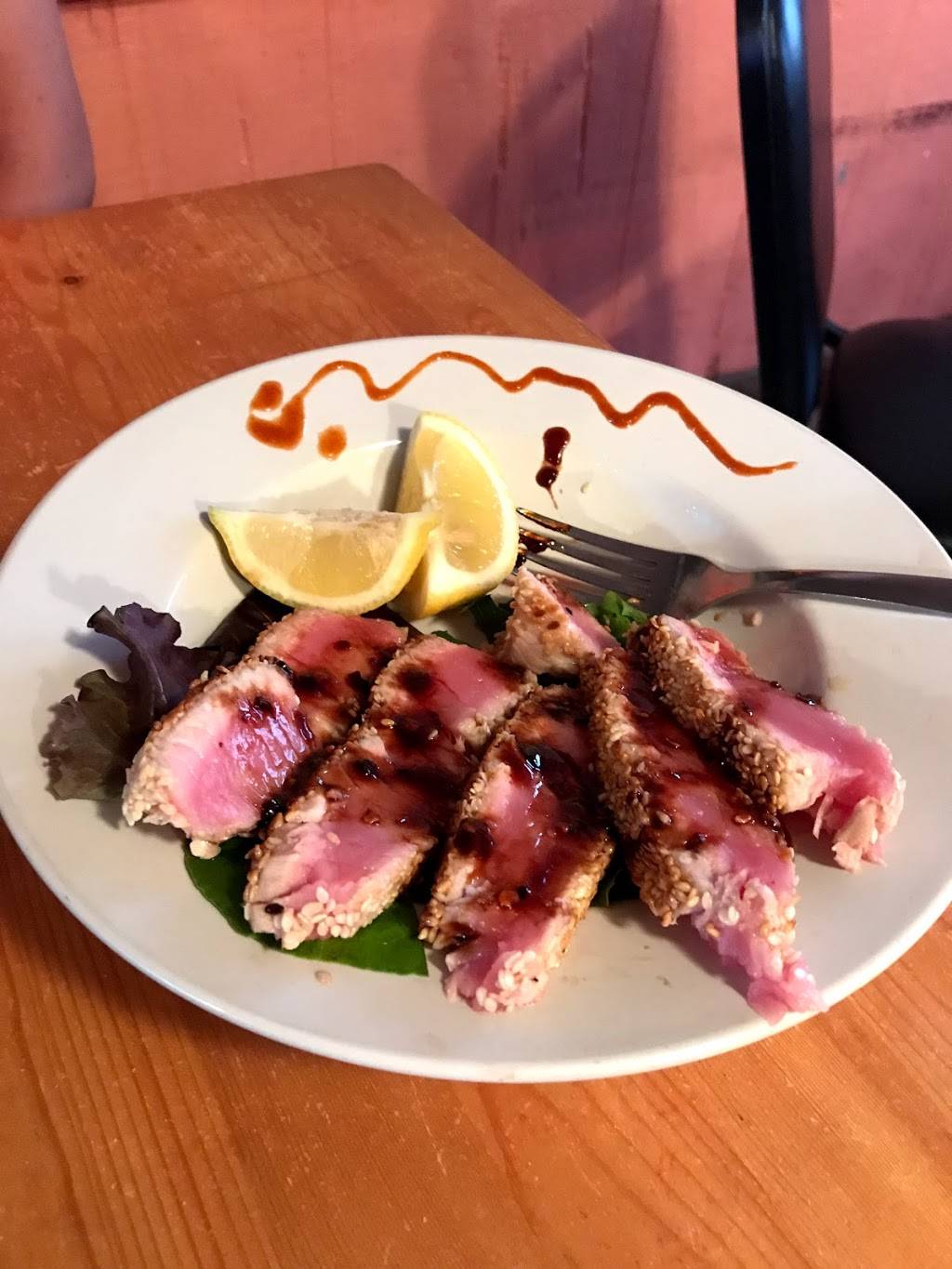 Beach & Station Street Grill | restaurant | 235 Beach Ave, Port Aransas, TX 78373, USA | 3617492303 OR +1 361-749-2303