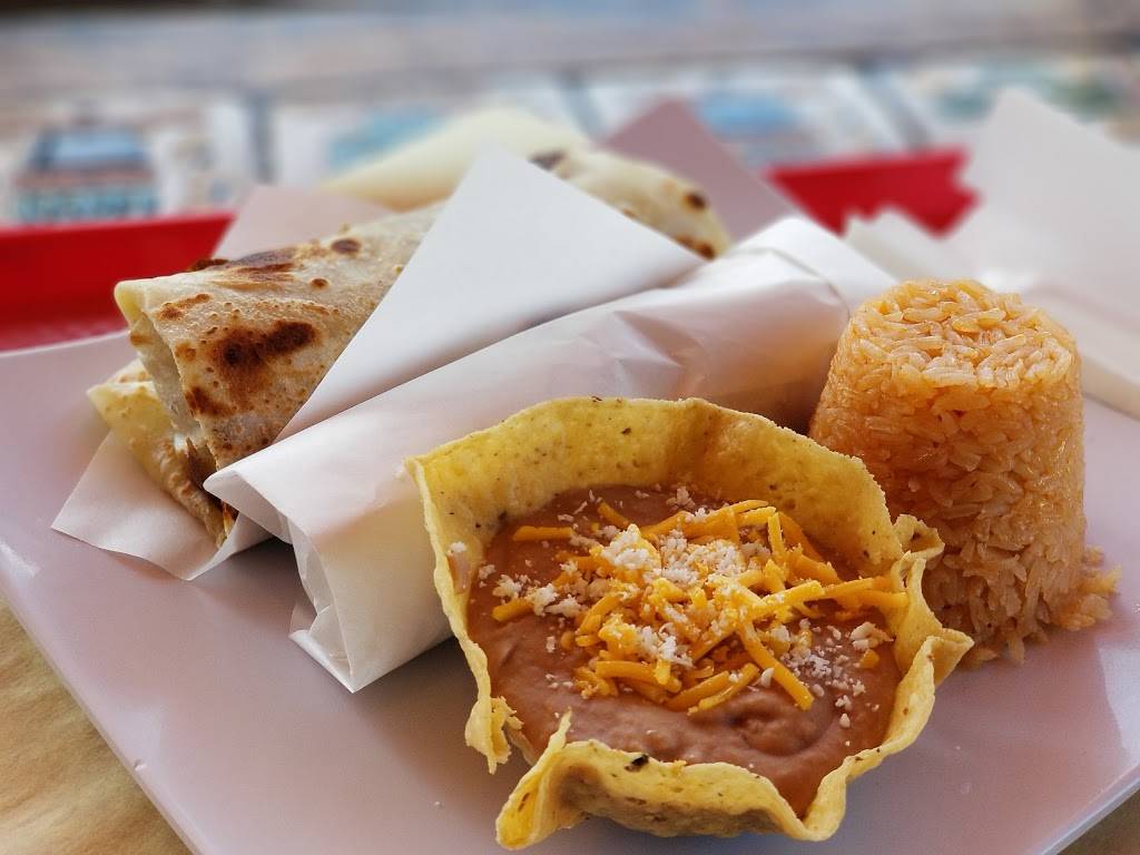 Los Jilbertos Taco Shop Riverside | restaurant | 4458, 1635 University Ave, Riverside, CA 92507, USA | 9516836748 OR +1 951-683-6748