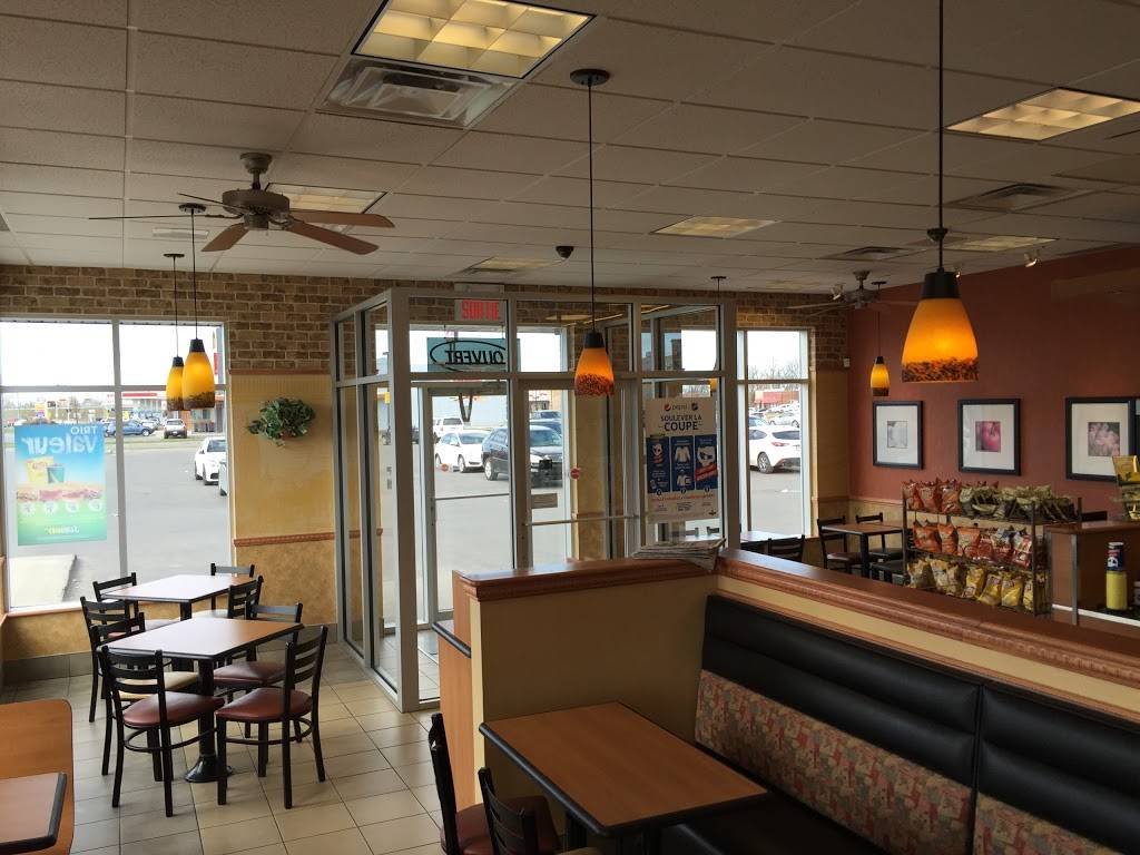 Restaurant SUBWAY | restaurant | 17655 Rue Charles, Mirabel, QC J7J 1P3, Canada | 4509901302 OR +1 450-990-1302