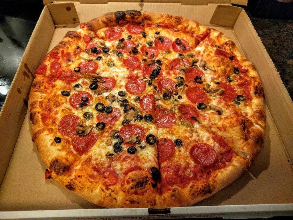 Mias Pizza & Eats | restaurant | 911 Market Pl Blvd # L, Cumming, GA 30041, USA | 7708878874 OR +1 770-887-8874