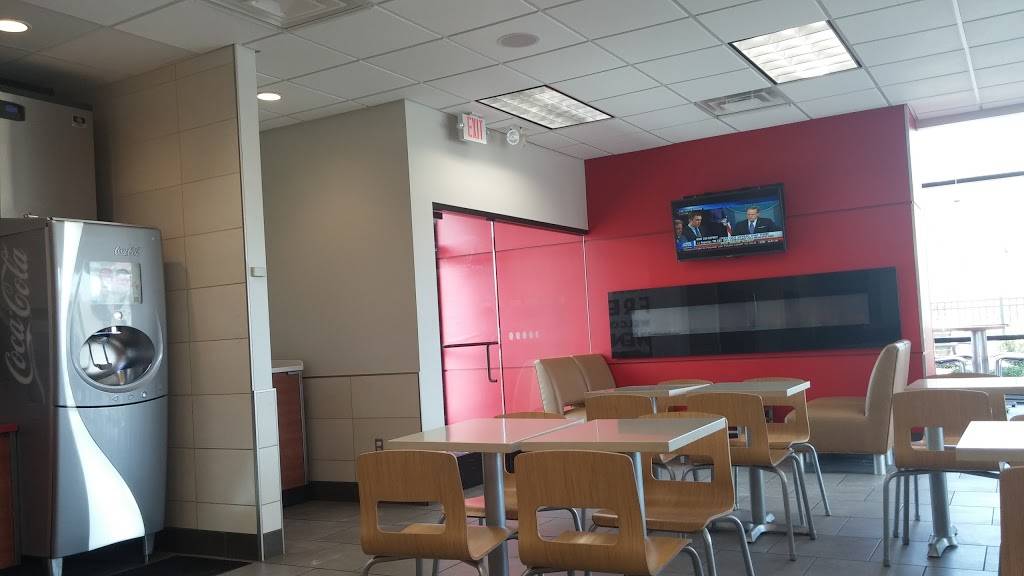Wendys | restaurant | 316 Center St, Wheelersburg, OH 45694, USA | 7405748188 OR +1 740-574-8188