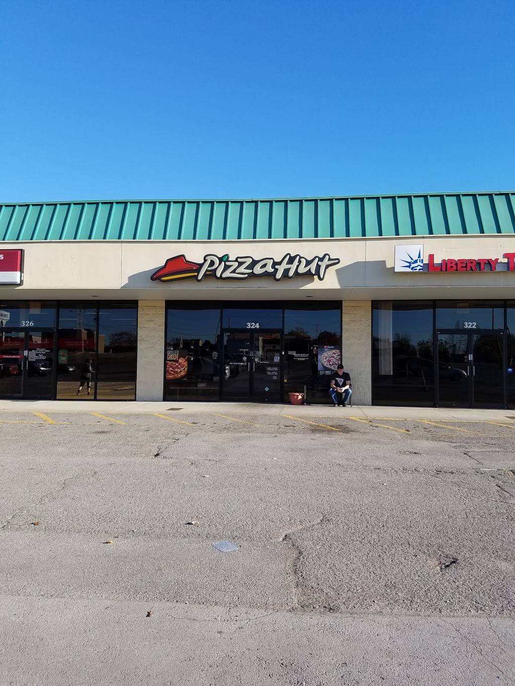 Pizza Hut | meal takeaway | 324 Frey St Sycamore Square S/C, Ashland City, TN 37015, USA | 6157925588 OR +1 615-792-5588