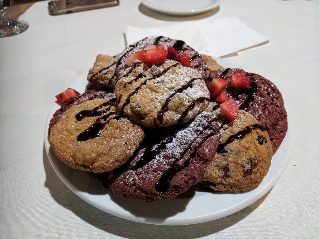 Bella Luna Bistro | cafe | 350 W Main St, Merced, CA 95340, USA | 2093831700 OR +1 209-383-1700