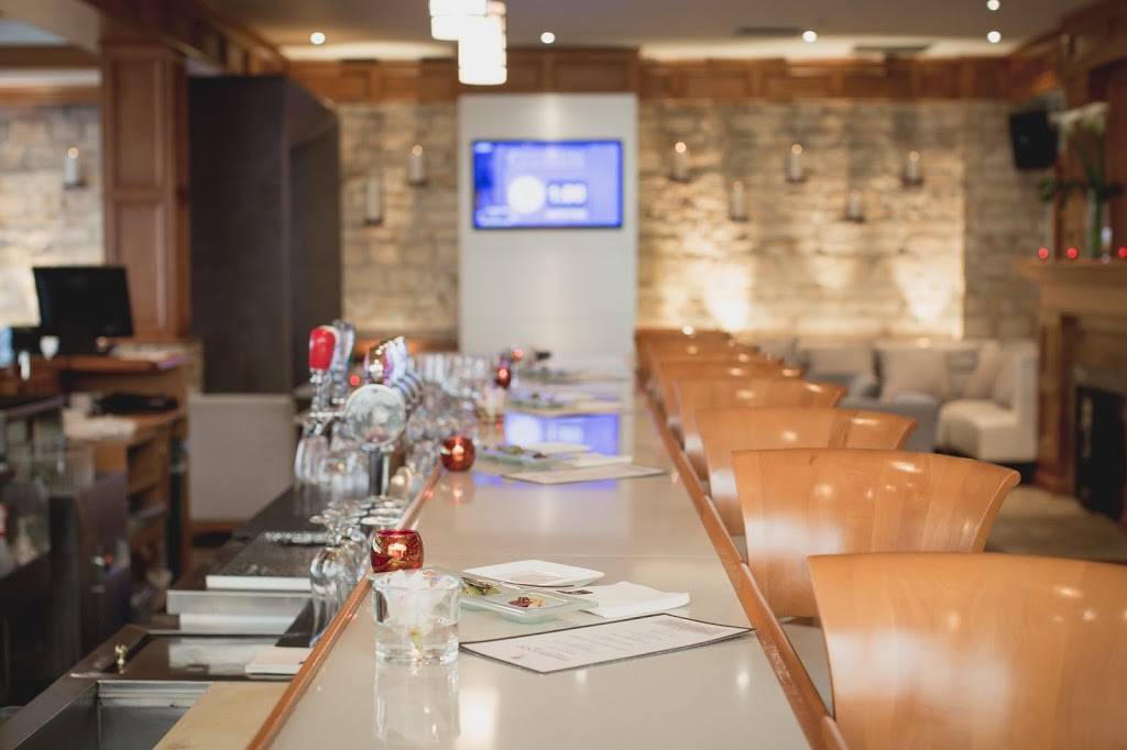 MC Lounge | restaurant | 3400-A Ch Ste-Foy, Québec, QC G1X 1S6, Canada | 4186504550 OR +1 418-650-4550