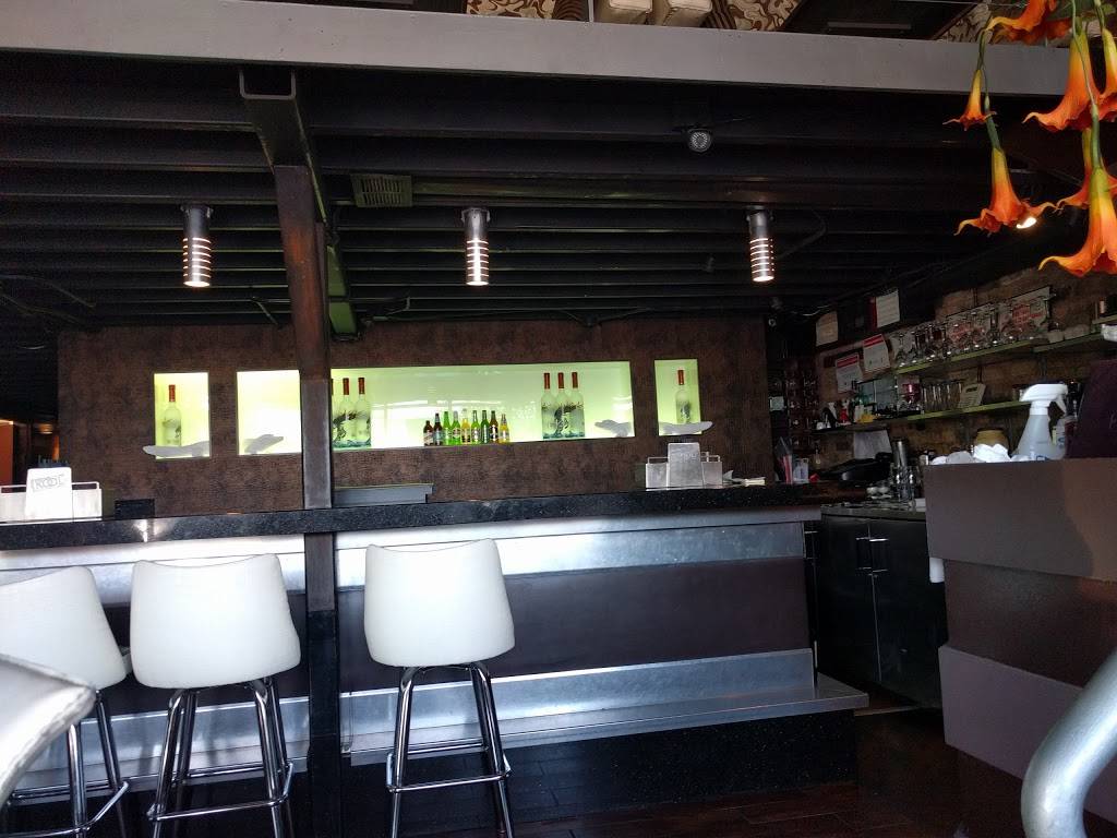 Krokodile | restaurant | 6004 W Belmont Ave, Chicago, IL 60634, USA | 7737777277 OR +1 773-777-7277