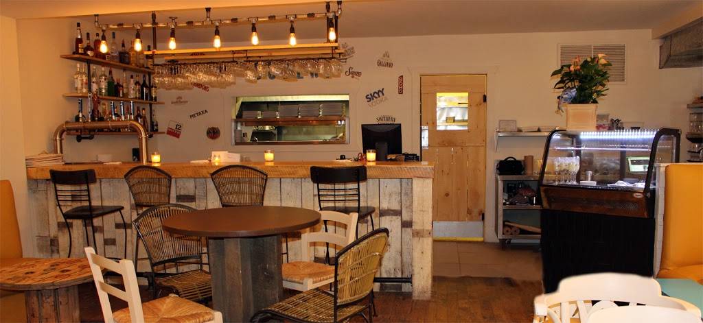 Restaurant Souvlaki 7 | restaurant | 239 Rue Principale, Saint-Sauveur, QC J0R 1R0, Canada | 4507443355 OR +1 450-744-3355