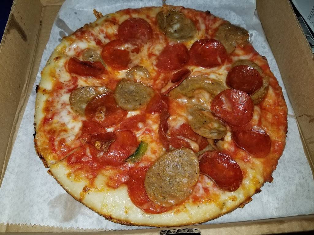 Takis Pizza | restaurant | 547 Main St, West Yarmouth, MA 02673, USA | 5087713331 OR +1 508-771-3331