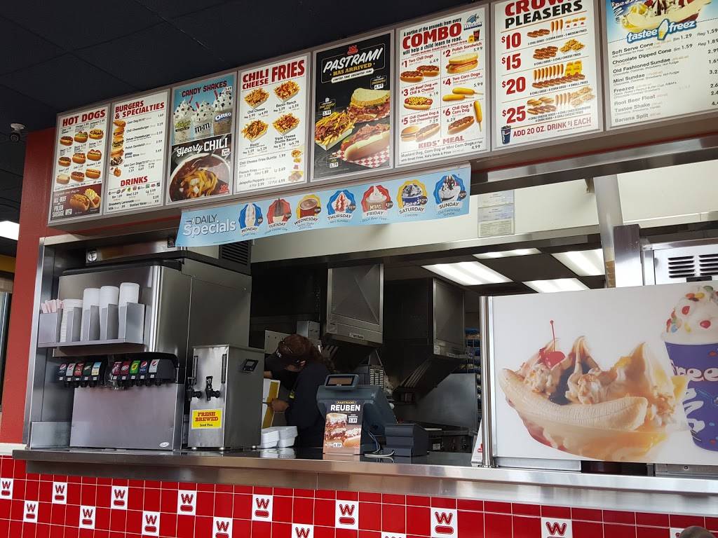 Wienerschnitzel | restaurant | 14524 Baseline Ave, Fontana, CA 92336, USA | 9093553035 OR +1 909-355-3035