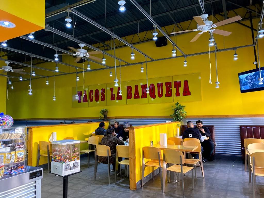 Tacos La Banqueta Puro DF | restaurant | 3300 K Ave, Plano, TX 75074, USA | 2142999644 OR +1 214-299-9644