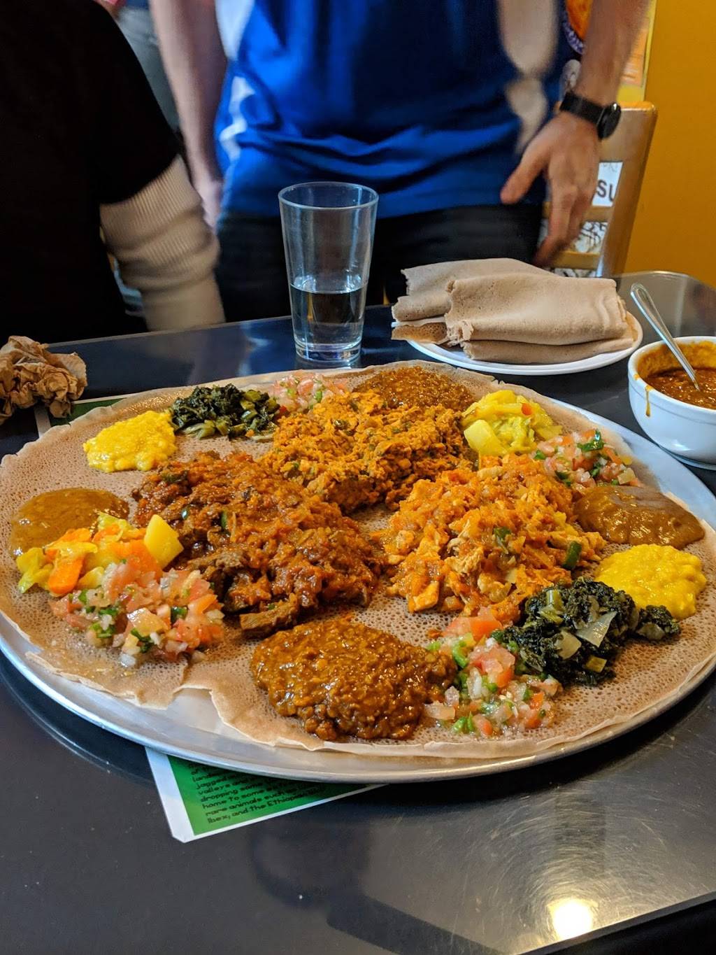 Buna Ethiopian Restaurant & Market | cafe | 1034 S Fairfax Ave, Los Angeles, CA 90019, USA | 3239649731 OR +1 323-964-9731