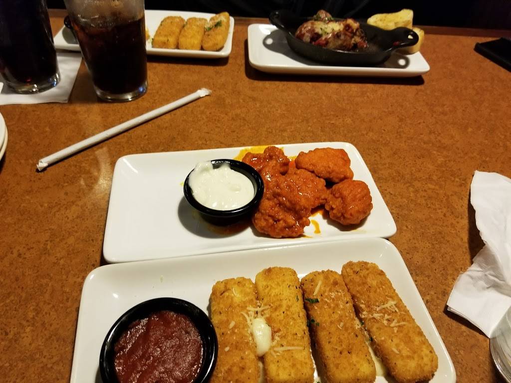 TGI Fridays | restaurant | 7656 Cox Ln, West Chester Township, OH 45069, USA | 5137798582 OR +1 513-779-8582