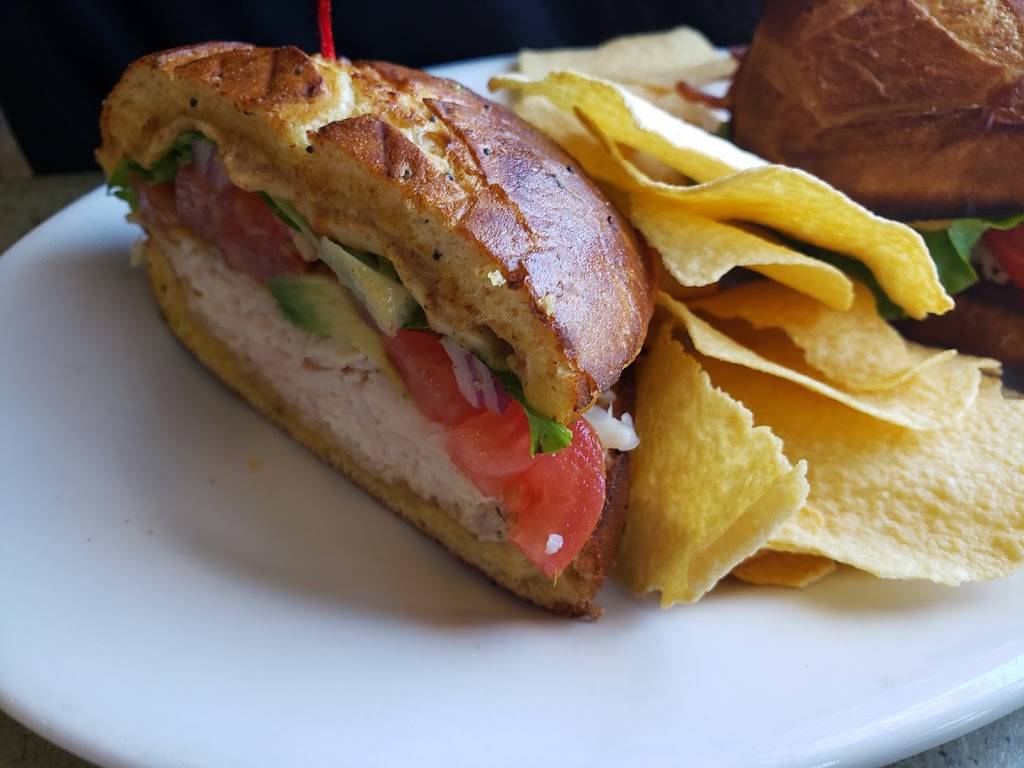 Jasons Deli | restaurant | 7305 Arroyo Crossing Pkwy Ste 100, Las Vegas, NV 89113, USA | 7022700060 OR +1 702-270-0060