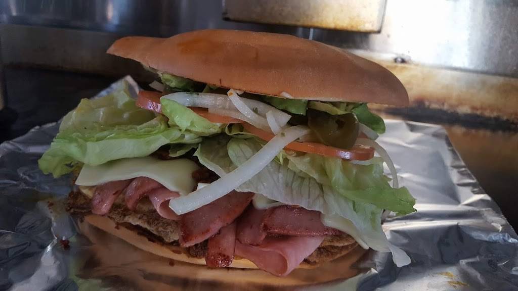 El Camaleon Food Truck | restaurant | 11215 Veirs Mill Rd, Wheaton, MD 20902, USA | 2407063237 OR +1 240-706-3237