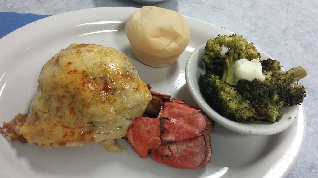 Mom & Pops Family Restaurant | restaurant | 103 S Main St, Hurlock, MD 21643, USA | 4109430222 OR +1 410-943-0222