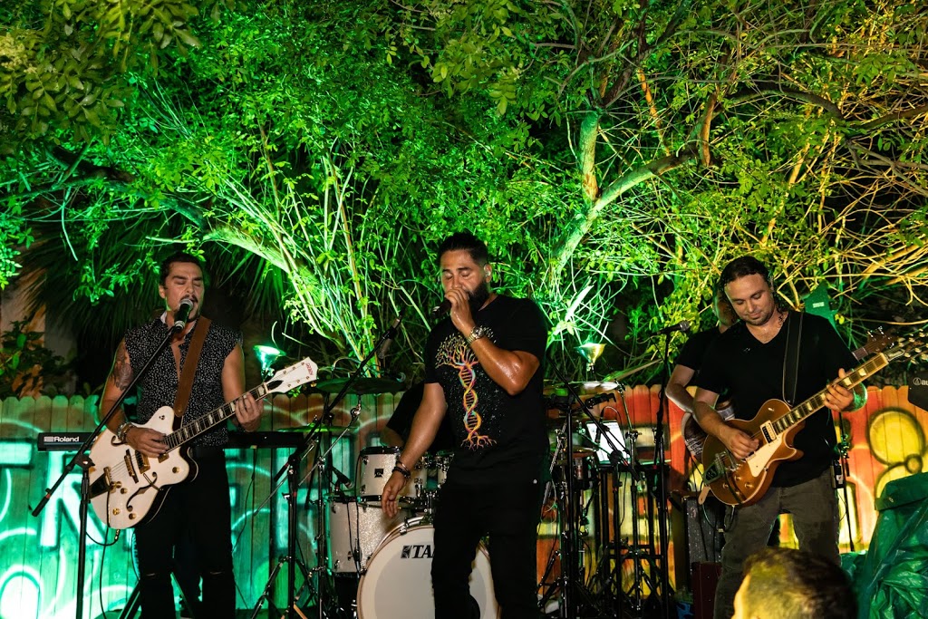 Tree House 46 | restaurant | 7200 N Dixie Hwy, Boca Raton, FL 33487, USA | 5617743136 OR +1 561-774-3136