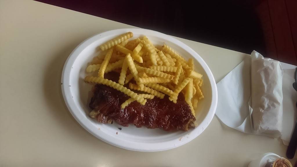 Mickeys Gyros | restaurant | 188 S Bolingbrook Dr, Bolingbrook, IL 60440, USA | 6309729000 OR +1 630-972-9000