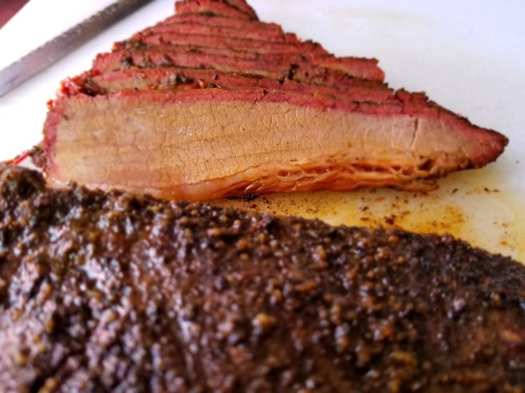 Franks Backyard BBQ | restaurant | 9720 W 133rd Ave, Cedar Lake, IN 46303, USA | 2195521275 OR +1 219-552-1275