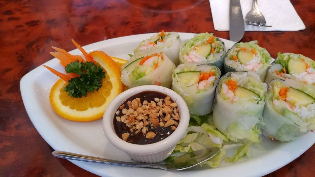 Sweet Mango Thai Cuisine, Berea | restaurant | 54 Front St, Berea, OH 44017, USA | 4402344816 OR +1 440-234-4816