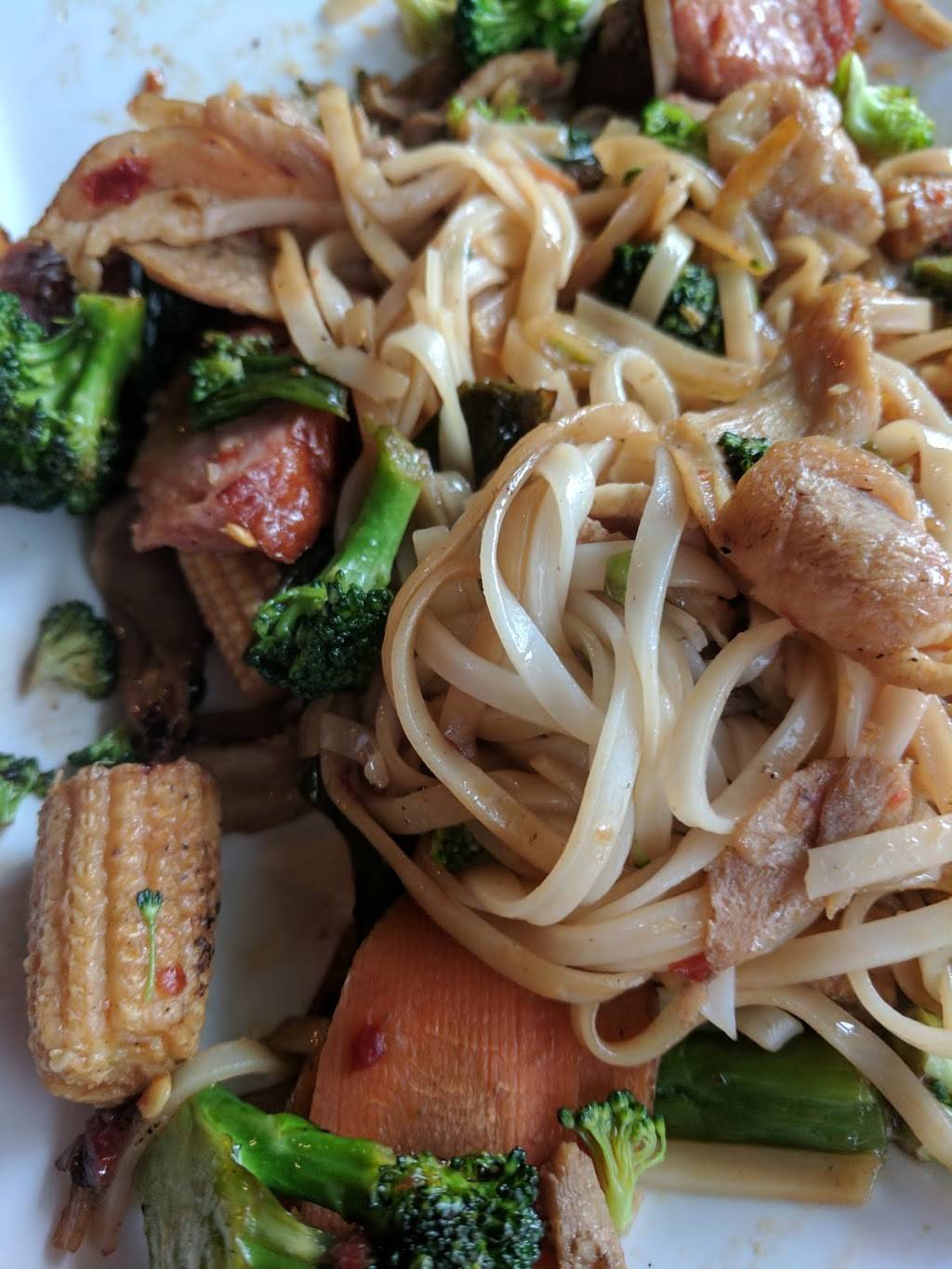 Hot Iron | restaurant | 15012 N Kelsey St, Monroe, WA 98272, USA | 3608638393 OR +1 360-863-8393