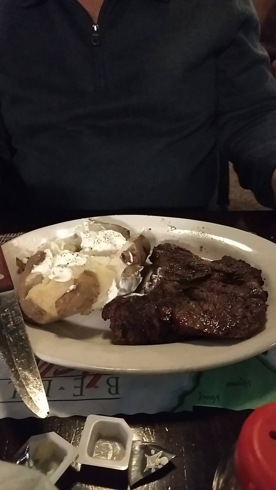 Anna Marias Italian Restaurant | restaurant | 823 Gardner St, South Beloit, IL 61080, USA | 8153892645 OR +1 815-389-2645