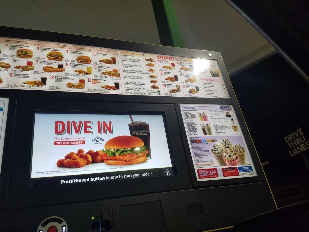 Sonic Drive-In | restaurant | 225 Legacy Dr, Burlington, IA 52601, USA | 3197528131 OR +1 319-752-8131