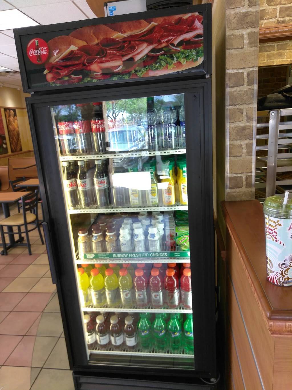 Subway | restaurant | 1321 E Vine St, Kissimmee, FL 34744, USA | 4075189306 OR +1 407-518-9306