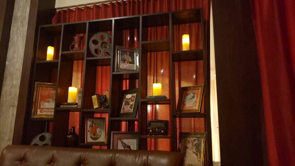 The Chesterfield | restaurant | 1400 Main St #2, Kansas City, MO 64105, USA | 8164744545 OR +1 816-474-4545