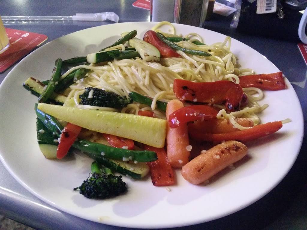 Friendly Reds | restaurant | 22 Haverhill Rd, Windham, NH 03087, USA | 6034377251 OR +1 603-437-7251