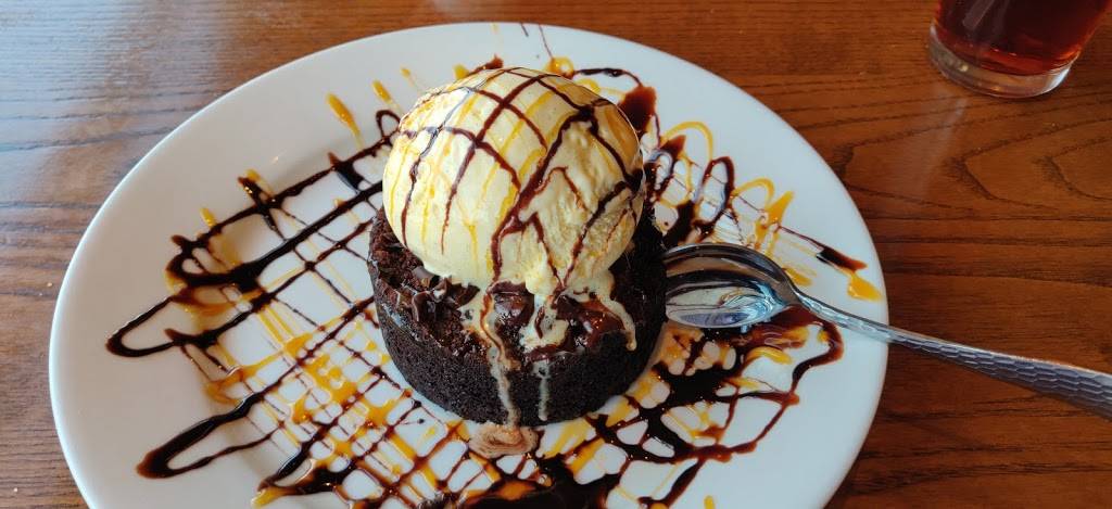 Longhorn Steakhouse | restaurant | McNamara Terminal, near Gate A66, Worldgateway Pl, Detroit, MI 48242, USA | 7349410173 OR +1 734-941-0173