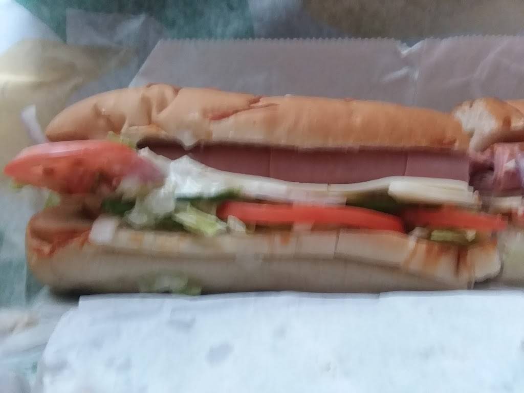 Subway | restaurant | 503 W Main St, Butler, IN 46721, USA | 2608682744 OR +1 260-868-2744
