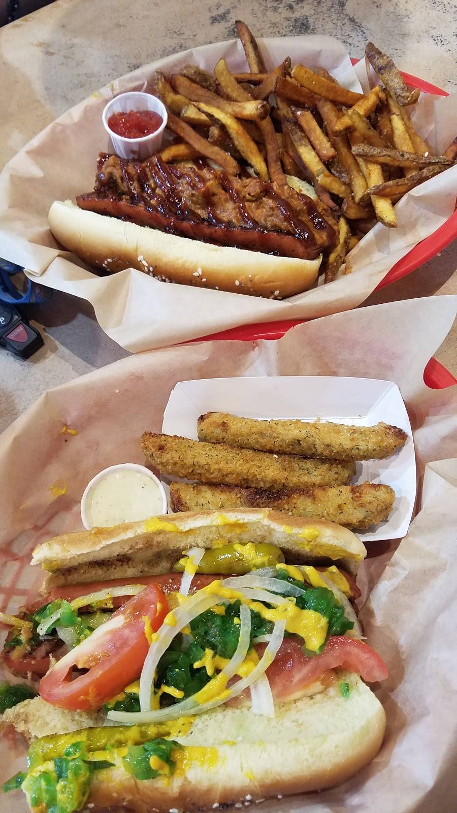 Harleys A Hot Dog Revolution | restaurant | 1500 W Littleton Blvd, Littleton, CO 80120, USA | 7202369617 OR +1 720-236-9617
