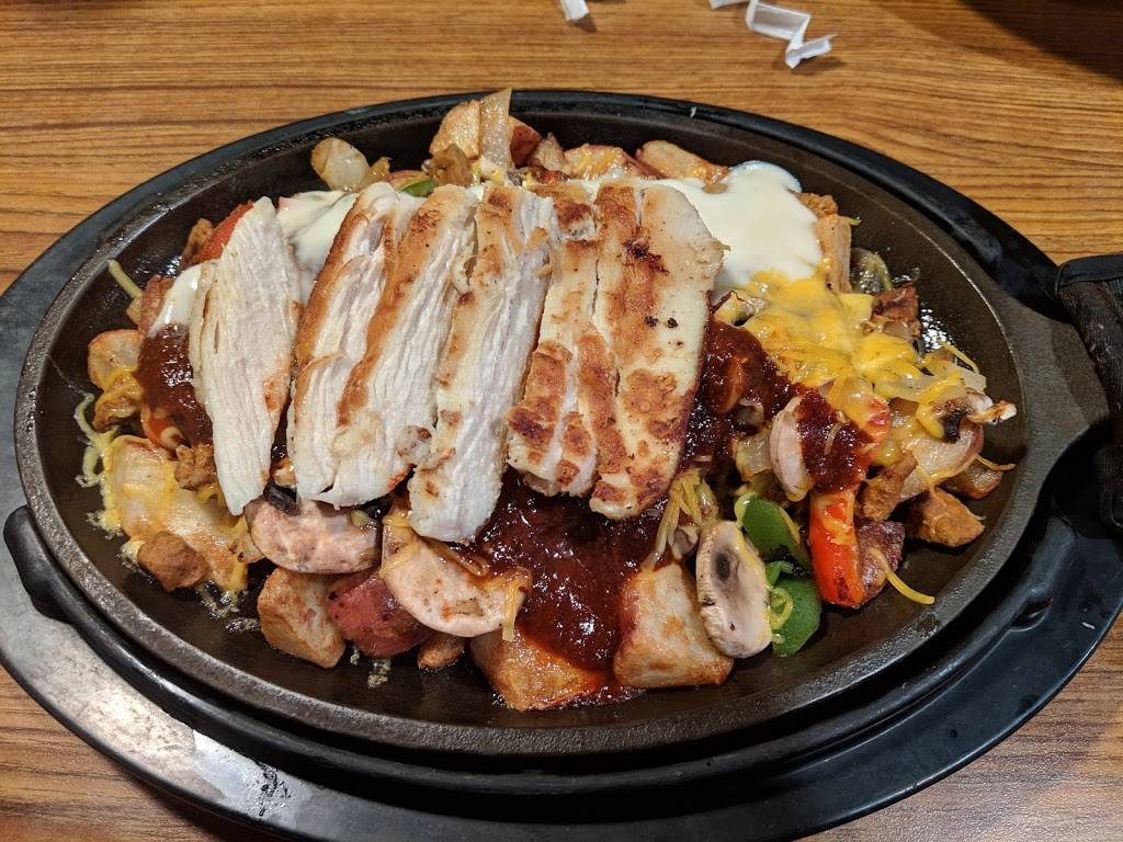 Dennys | restaurant | 10430 Friars Rd, San Diego, CA 92120, USA | 6195280224 OR +1 619-528-0224