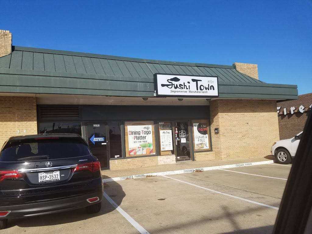 Sushi Town | restaurant | 2201 W 15th St, Plano, TX 75075, USA | 9725960858 OR +1 972-596-0858