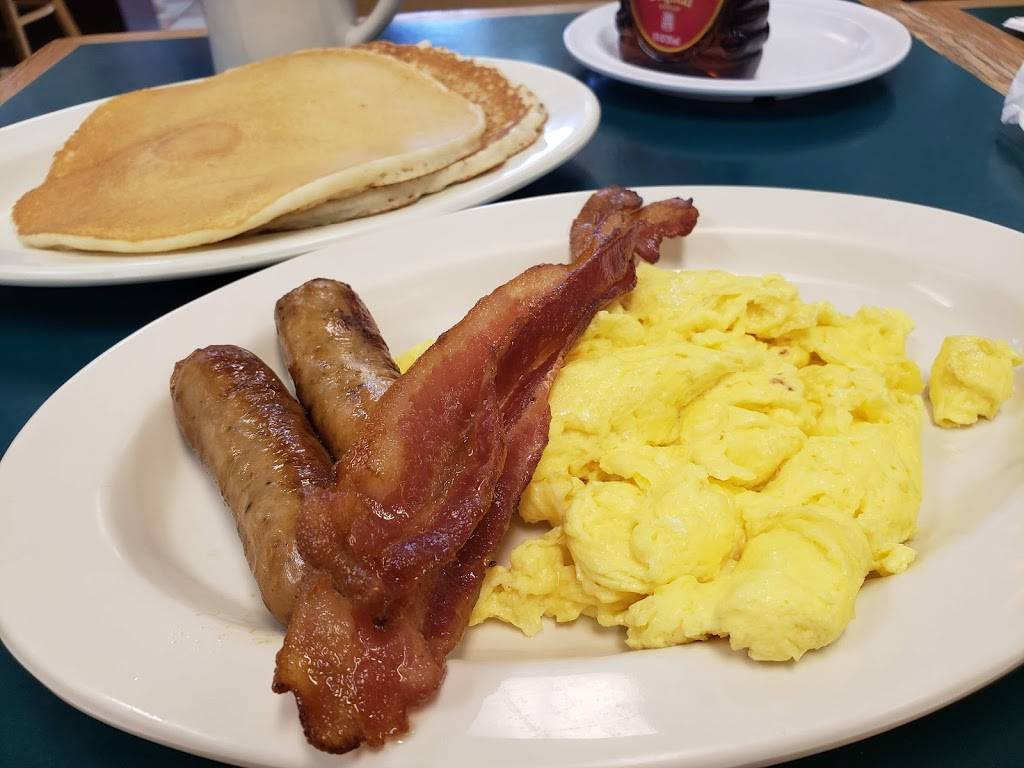 Coral Reef Shopping Center | shopping mall | 14965-95 S Dixie Hwy, Miami, FL 33176, USA | 3059471664 OR +1 305-947-1664