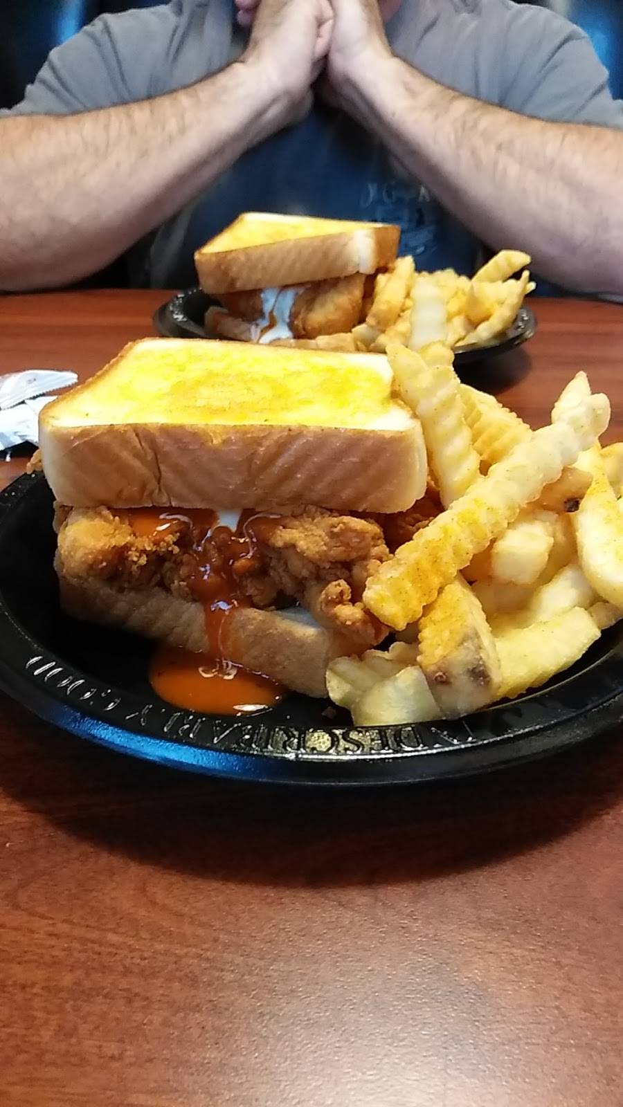 Zaxbys Chicken Fingers & Buffalo Wings | restaurant | 1504 W McIntosh Rd, Griffin, GA 30223, USA | 7702330446 OR +1 770-233-0446