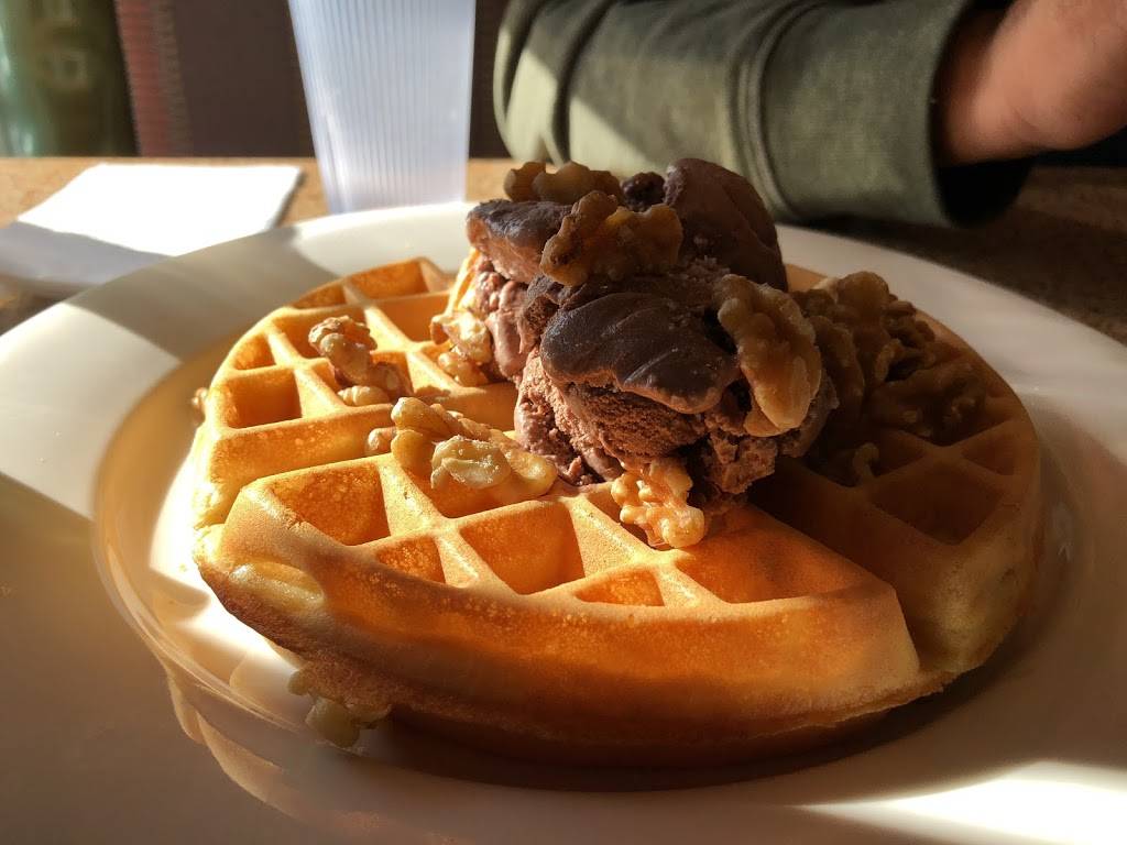 Plainview Diner | restaurant | 1094 Old Country Rd, Plainview, NY 11803, USA | 5168220766 OR +1 516-822-0766