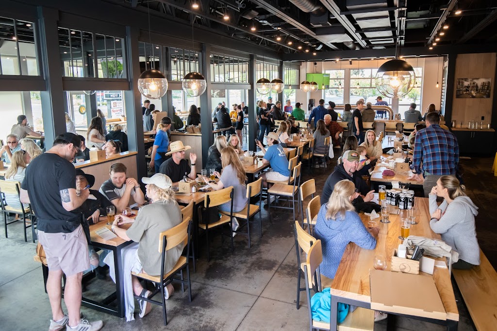 Sunriver Brewing Co. - Eastside Pub | restaurant | 1500 NE Cushing Dr, Bend, OR 97701, USA | 5416398081 OR +1 541-639-8081