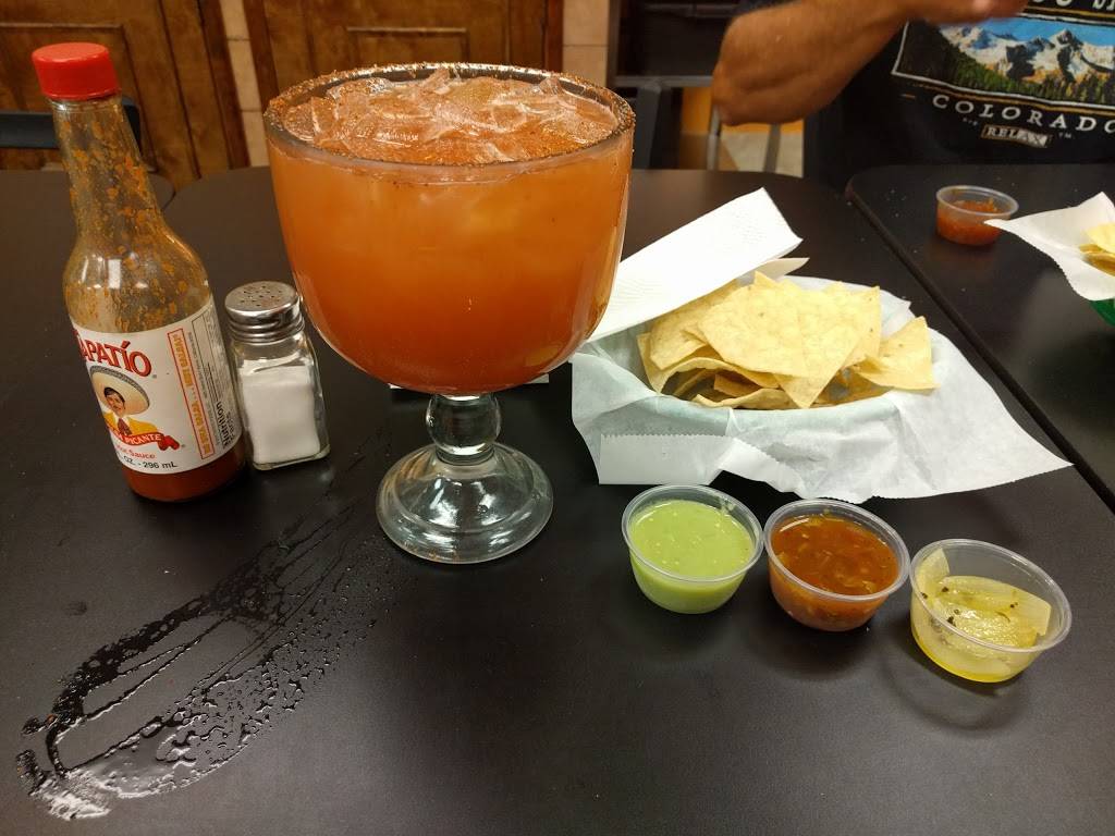 Taqueria Maguey | restaurant | 2242 W Grant Line Rd, Tracy, CA 95377, USA | 2098321059 OR +1 209-832-1059