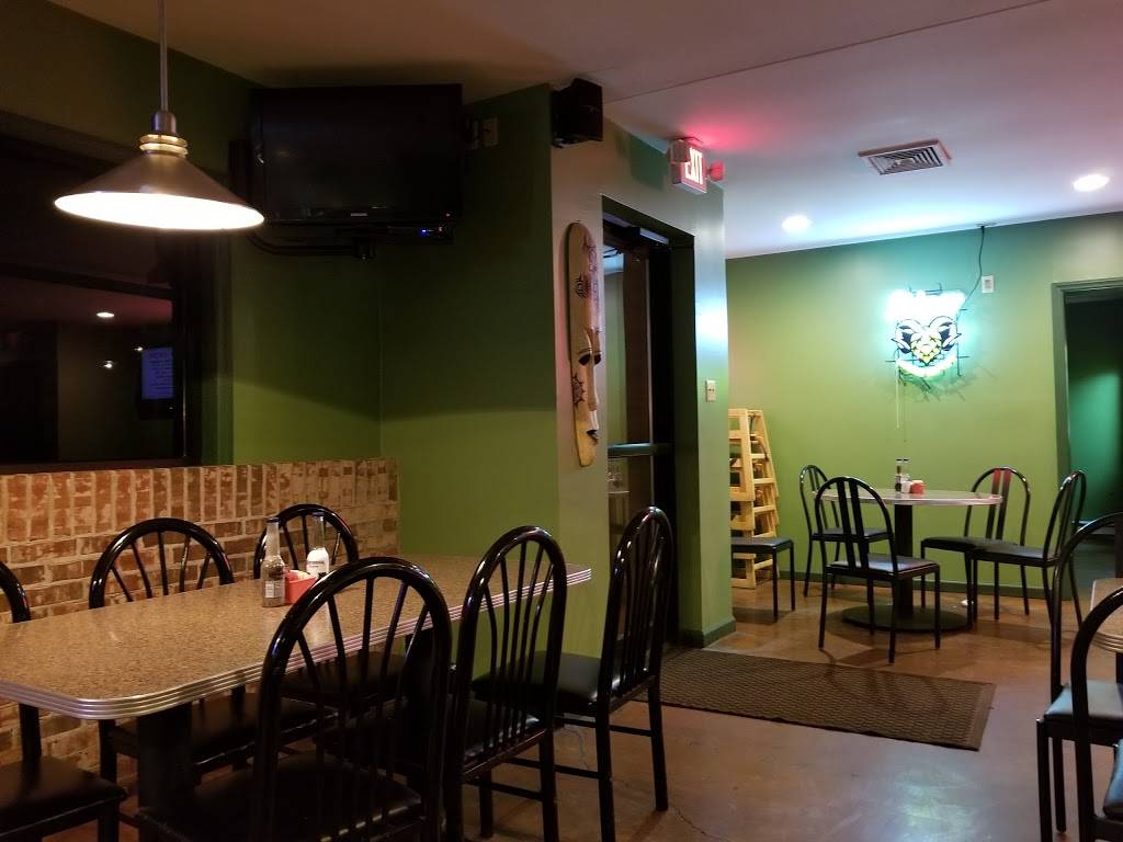 Armettas Pizzeria & Pub | restaurant | 2092 PA-848, New Milford, PA 18834, USA | 5704655492 OR +1 570-465-5492