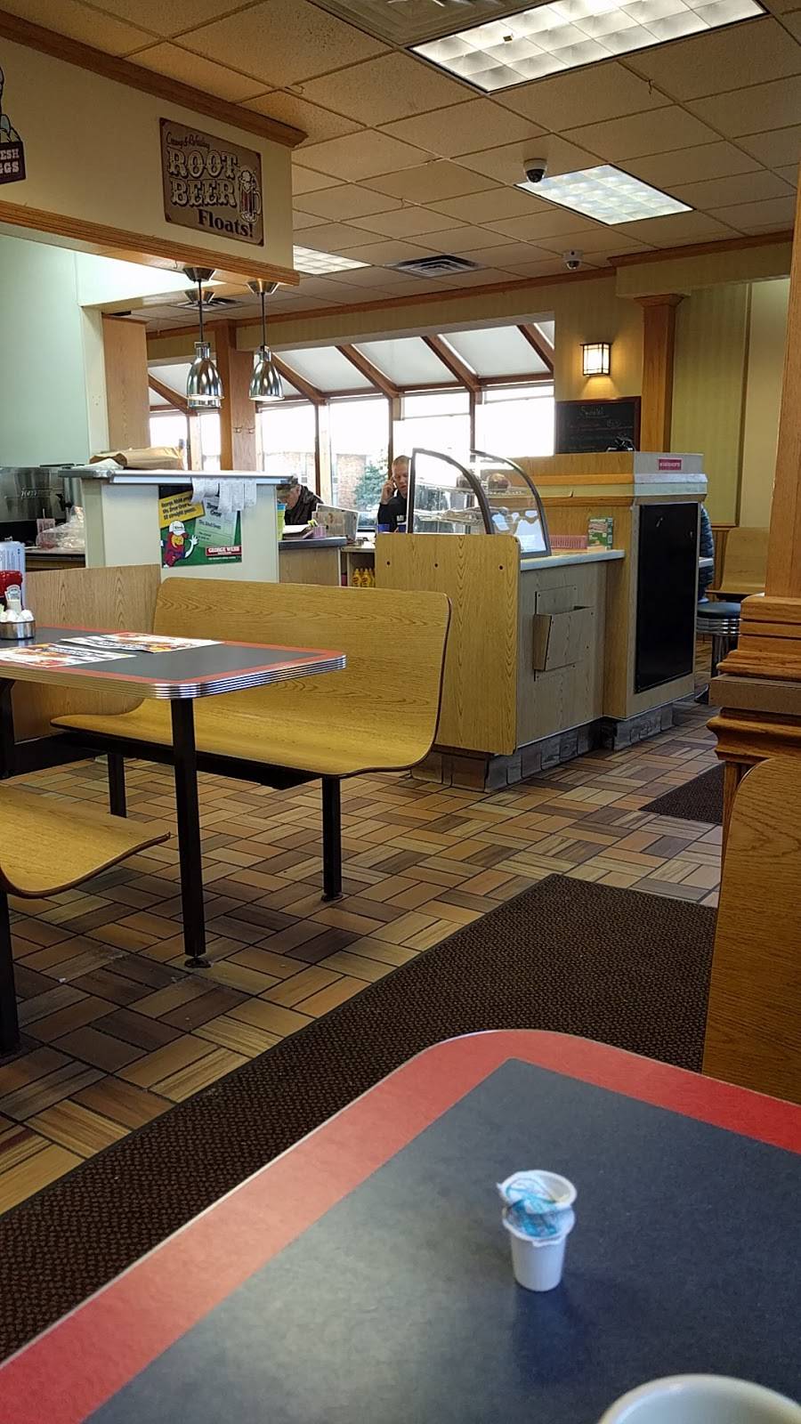 George Webb Restaurant | restaurant | 19555 West Bluemound Road # 5 # 5, Brookfield, WI 53045, USA | 2627890480 OR +1 262-789-0480