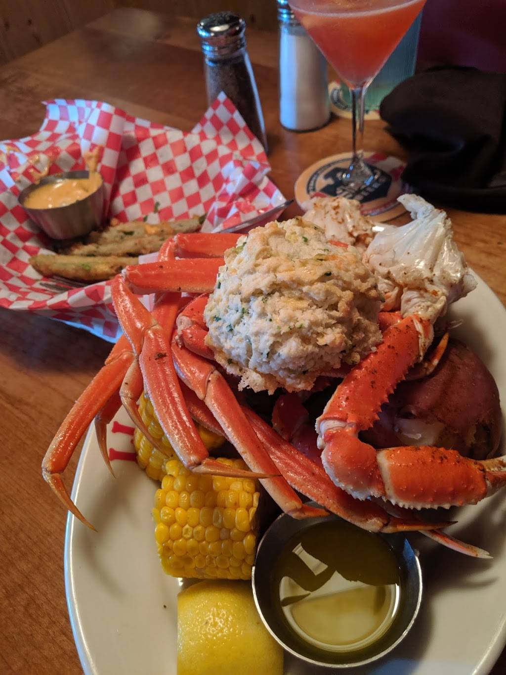 LLoyds Restaurant & Lounge | restaurant | 900 DeKalb Ave NE, Atlanta, GA 30307, USA | 4042287227 OR +1 404-228-7227